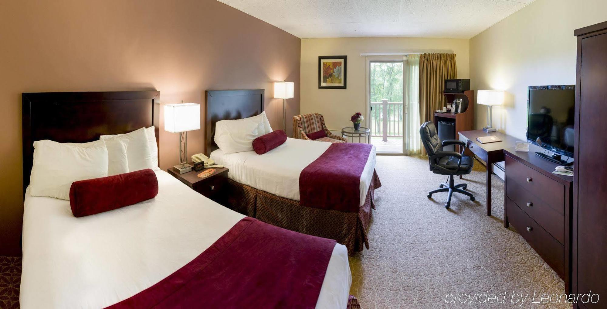 University Inn Academic Suites Orono Extérieur photo
